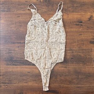 Elegant Lace Bodysuit in Cream